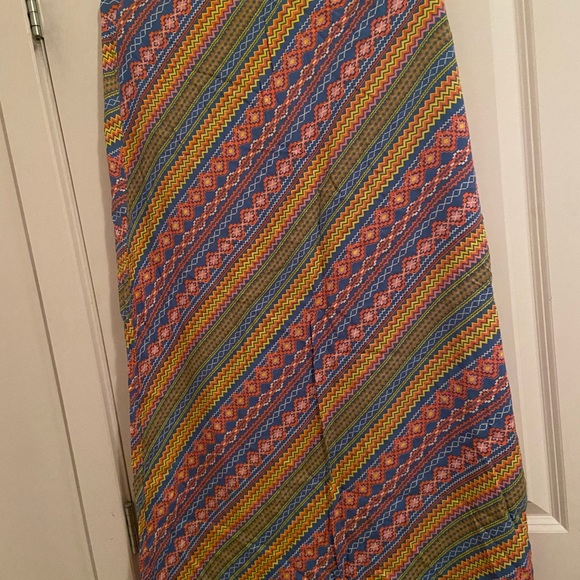 Colorful skirt size medium - Picture 1 of 3